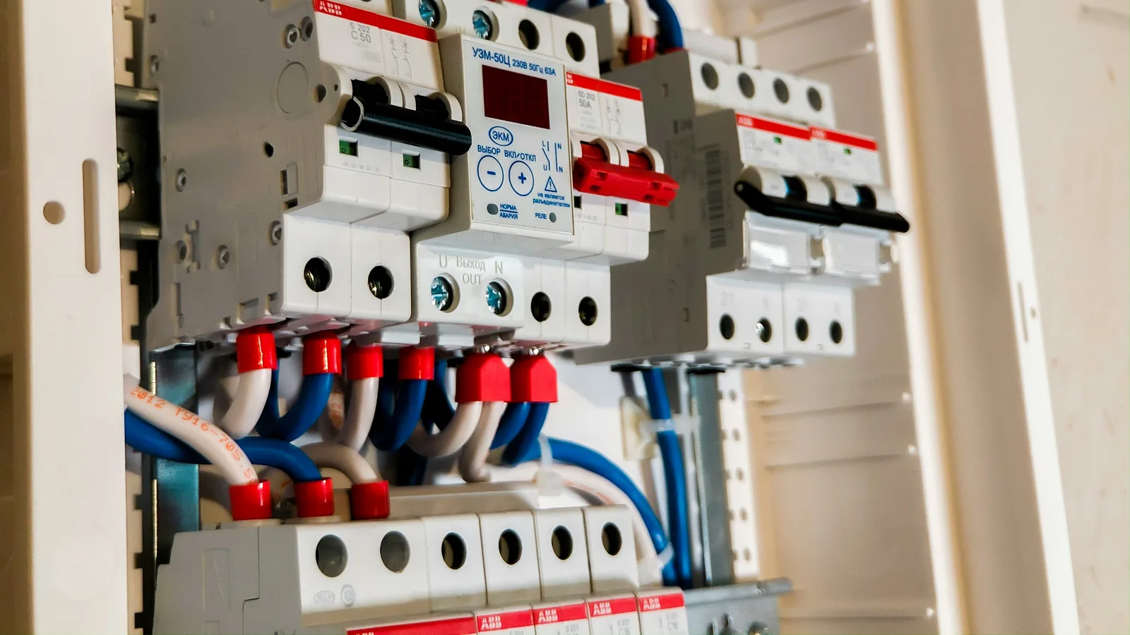 Pushmatic or Federal Pioneer Panel: Should It Be Replaced?